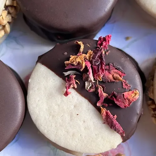 Vegan alfajores baked by a student of the book, photo 8